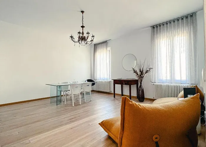 Bersaglieri Del Po 5 * Ferrara